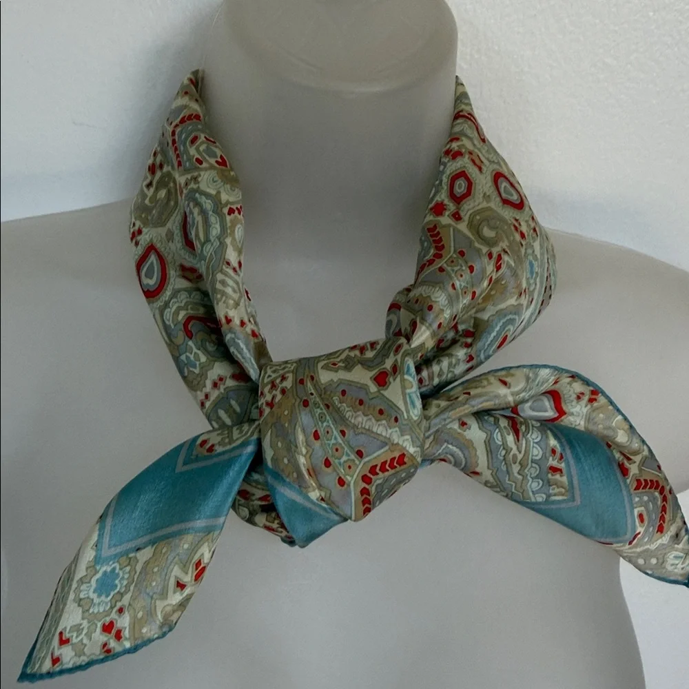 Vintage 100% Silk Paisley Scarf - Blue & Crimson - Hand Rolled Edges - Picture 9 of 13